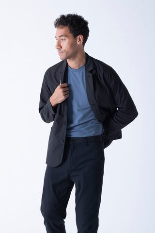 model with anti-sweat t-shirt